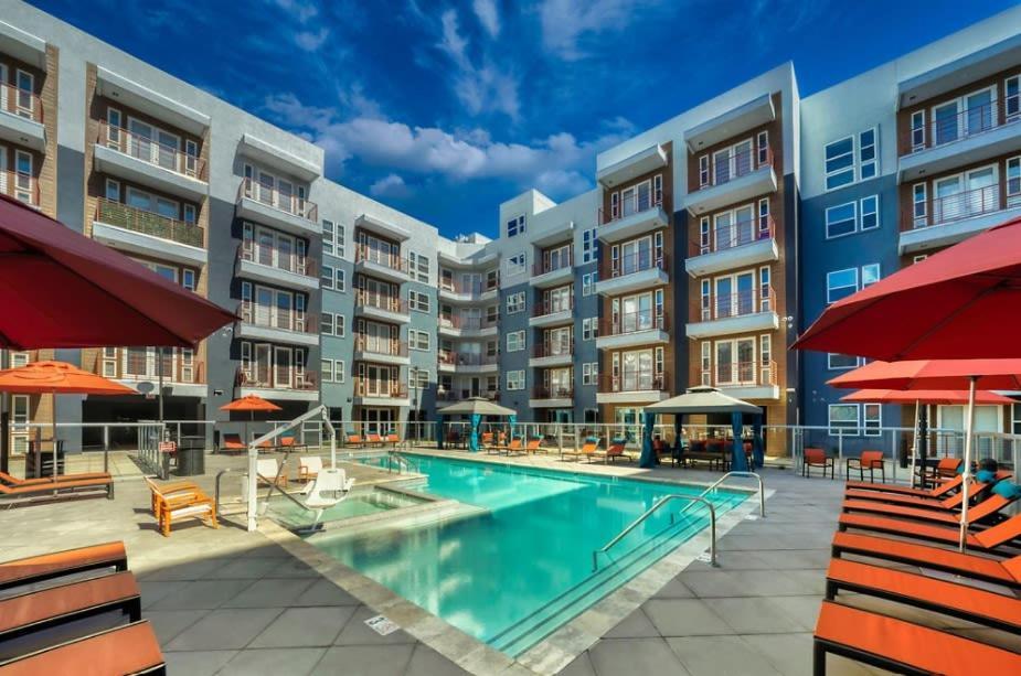 Cozysuites Phx Roro Gym, Pool, Pets, Parking! #9 Финикс Екстериор снимка