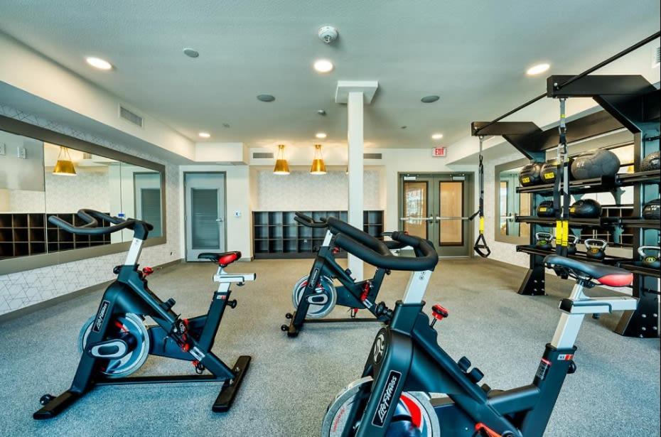Cozysuites Phx Roro Gym, Pool, Pets, Parking! #9 Финикс Екстериор снимка